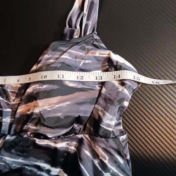 NEW Swim Solutions Tiered One-Piece Swimsuit in Nuetral Multi,‎ Size 10 - Picture 9 of 11